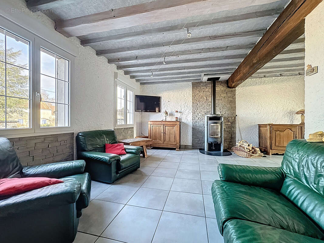 Maison à MONTMIRAIL