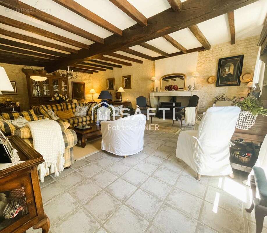 Photo 8 - Maison à SAINT-PIERRE-DE-JUILLERS