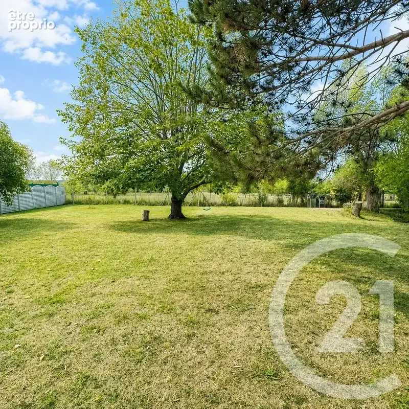Maison 249 m² à Breval  - photo 3