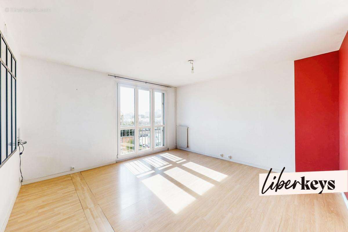Appartement à IVRY-SUR-SEINE