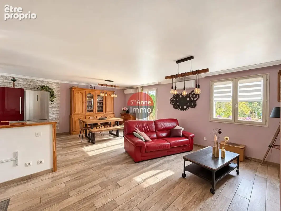 Tilloloy - maison individuelle - 2 chambres - sous sol complet - plain pied - garage - dependance - jardin - photo 3