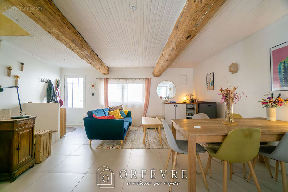 Maison à CASTELNAU-LE-LEZ