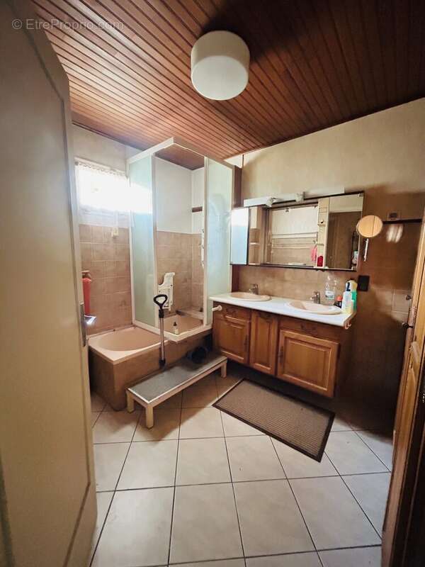 Maison à ECHIROLLES