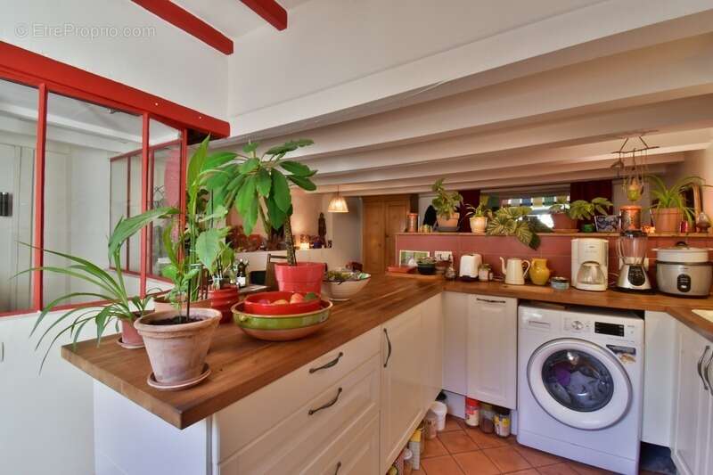 Appartement à FORCALQUIER