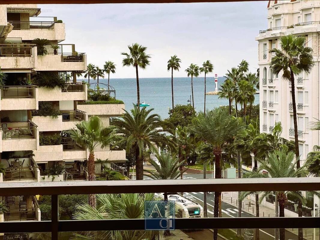 Appartement à CANNES