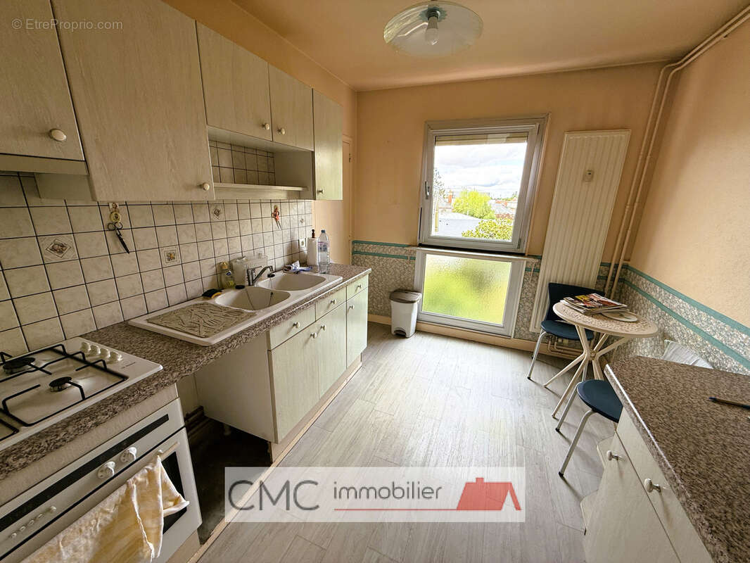Appartement 103 m² à Chartres  - photo 5