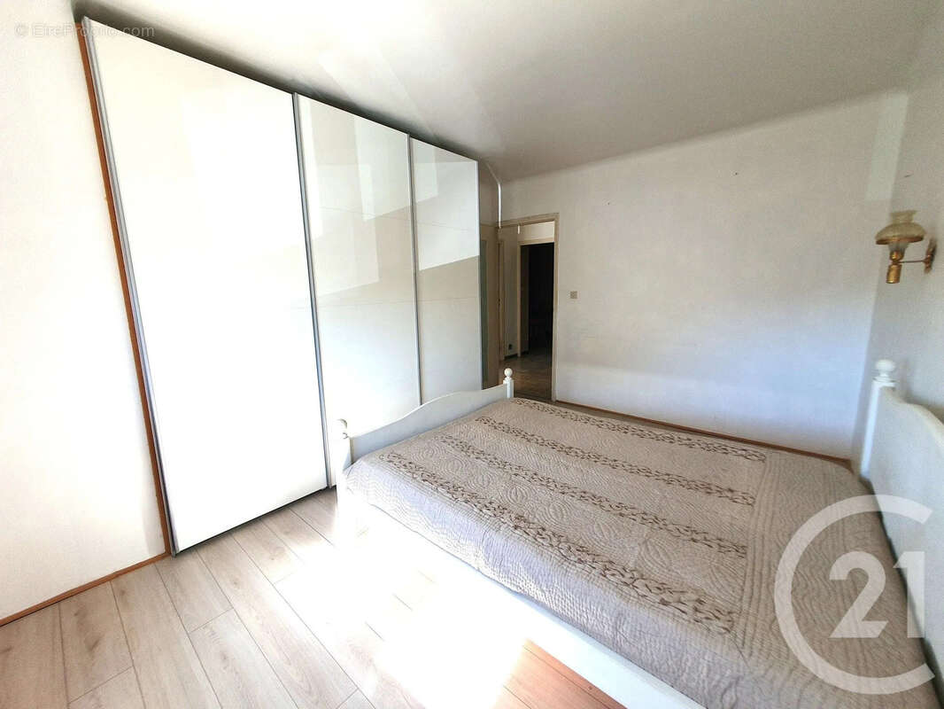 Maison 104 m² à Perpignan  - photo 7