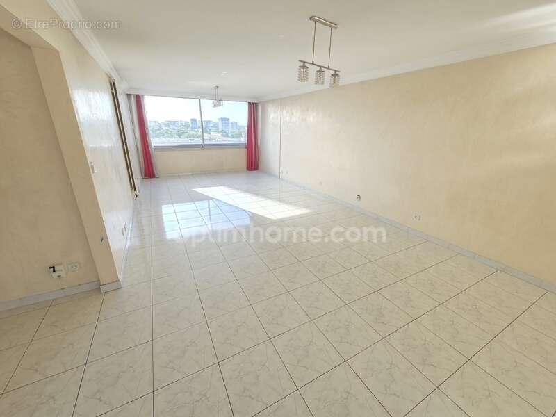 Appartement à SARCELLES