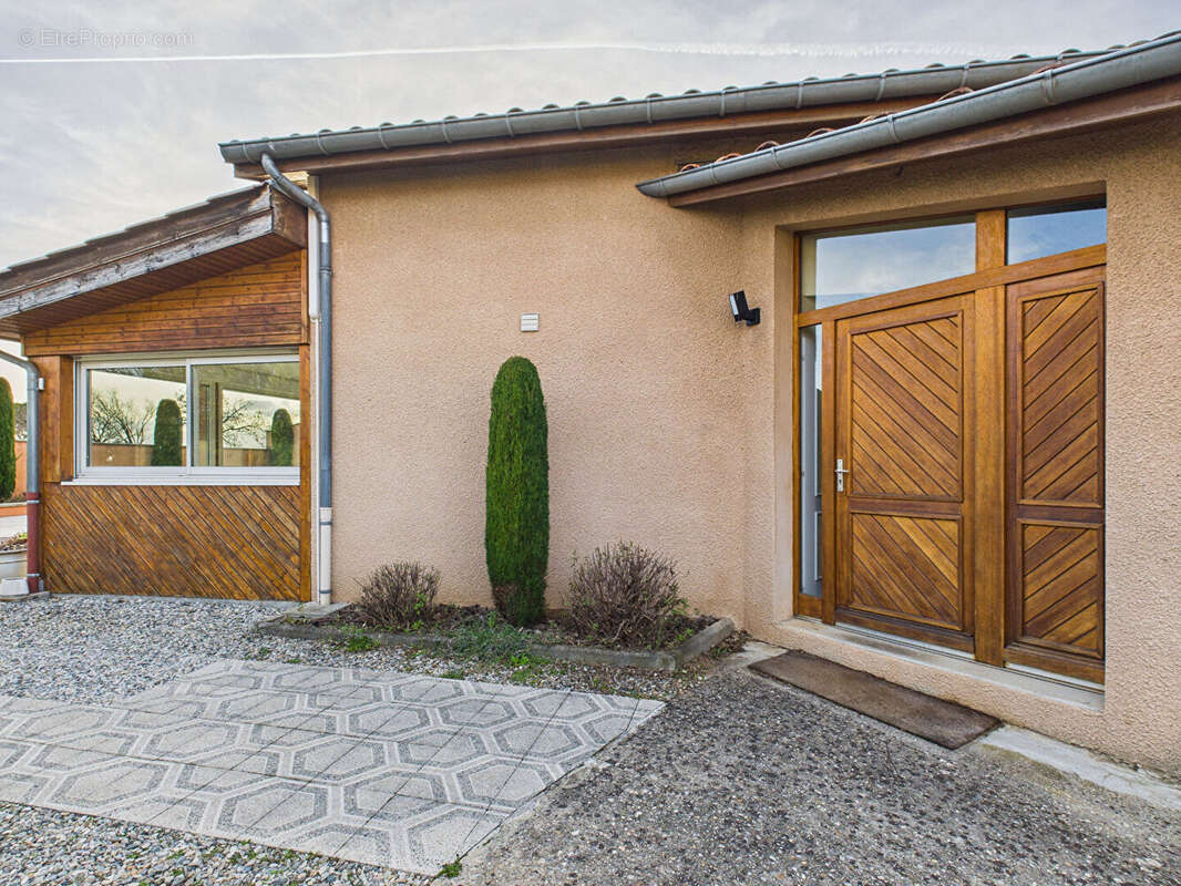 Maison à BOURG-LES-VALENCE