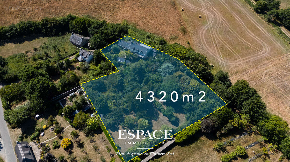 A vendre à Trégunc près des plages - charme breton - pierres anciennes et jardin paysager de 4 320 m² - photo 7