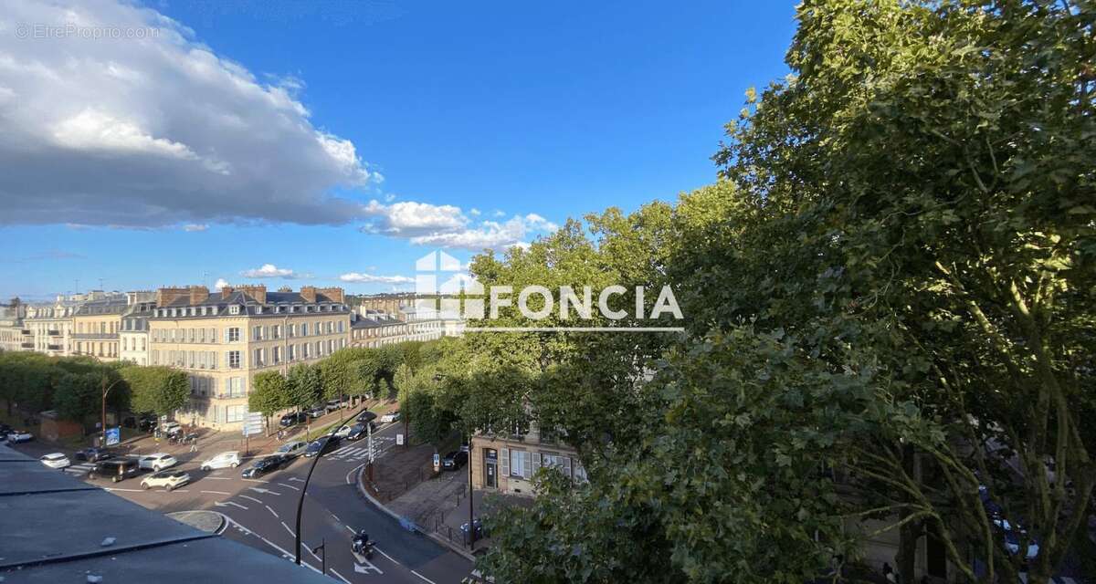 Appartement à VERSAILLES