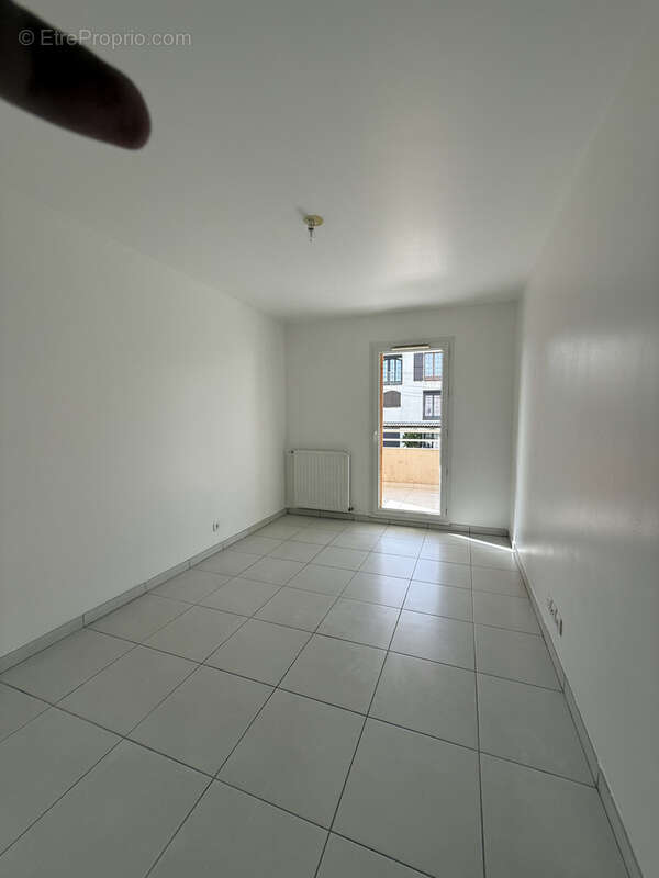 Appartement à LA VALETTE-DU-VAR