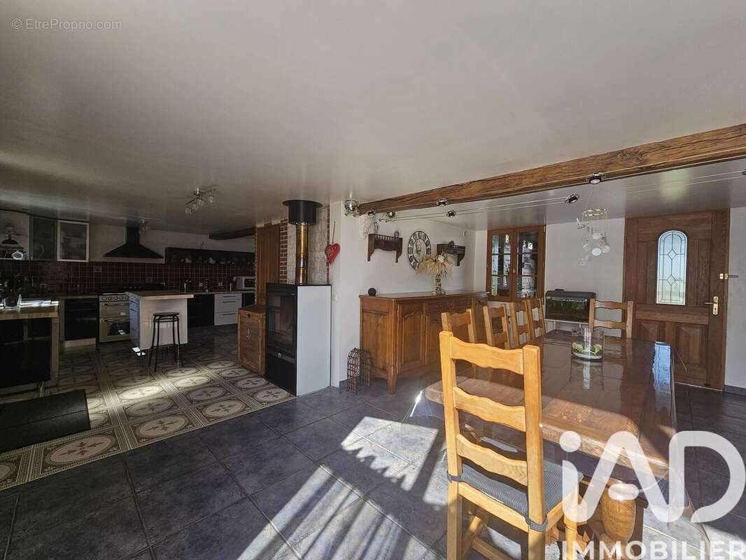 Photo 7 - Maison à LAUNOIS-SUR-VENCE