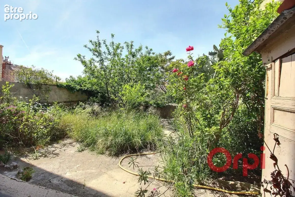 Rare à Endoume (13007) - Immeuble (10 pièces- 165m2) en mono-propriété avec jardin et aperçu mer - photo 21