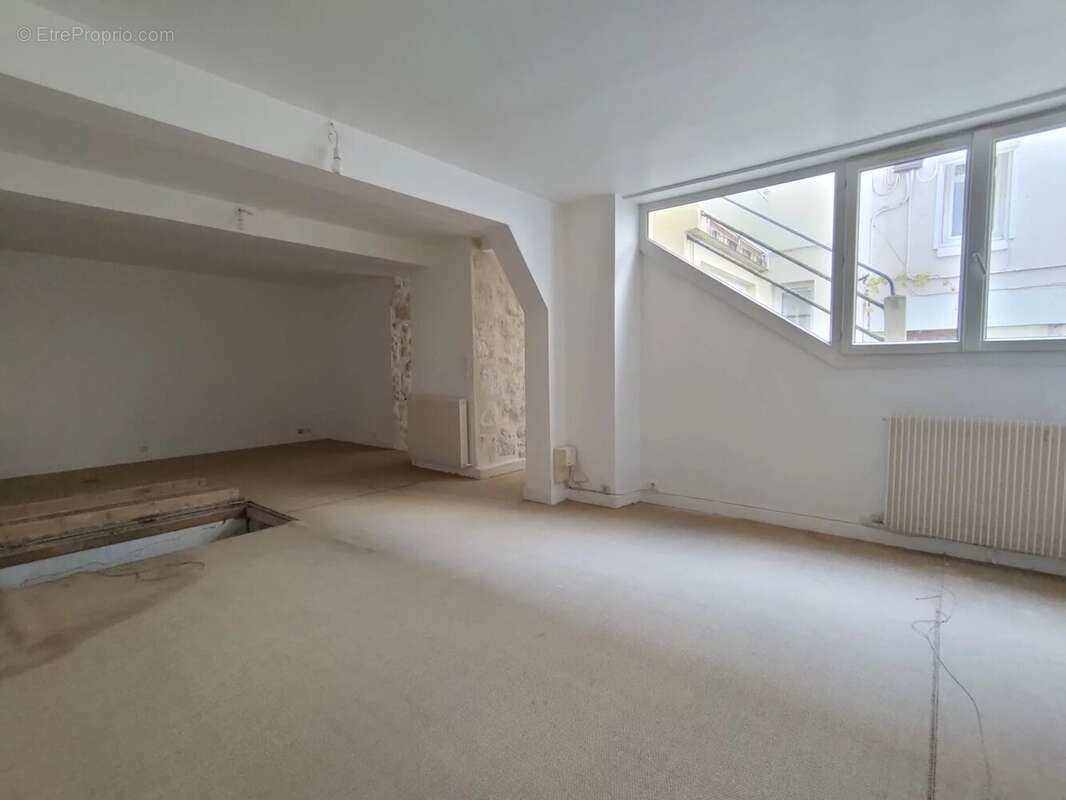 Commerce à SAINT-GERMAIN-EN-LAYE