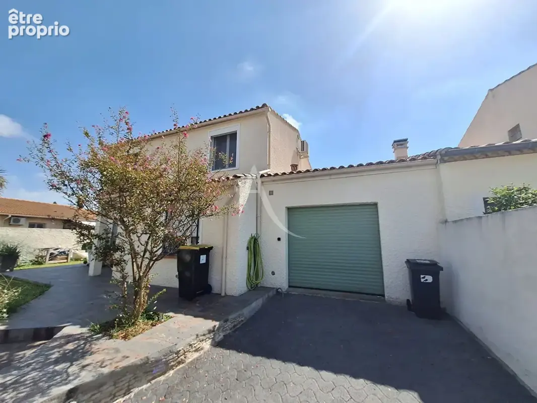À vendre ? maison traditionnelle avec piscine, jardin et garage - photo 2