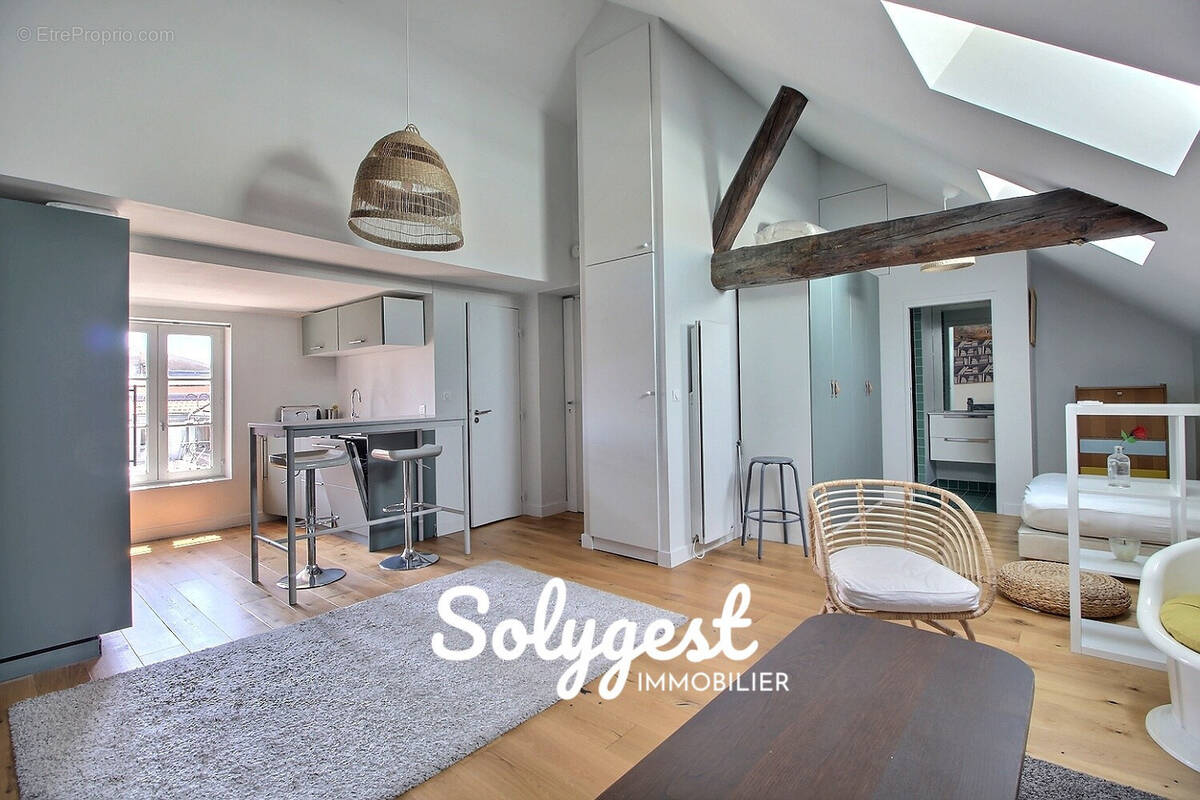 Appartement à LYON-6E