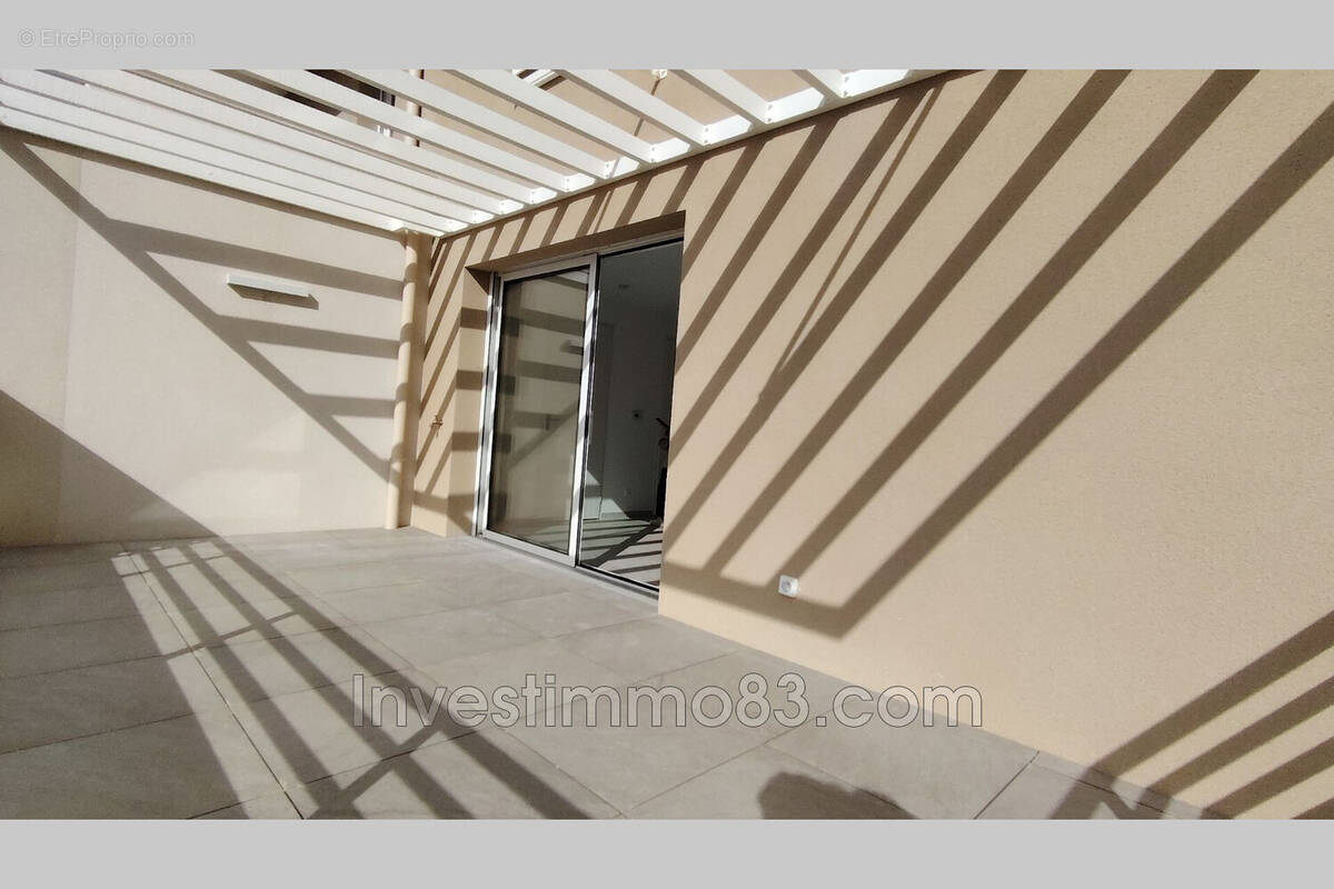 Appartement à HYERES