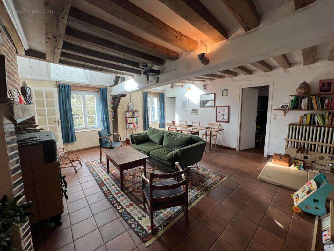 Maison à MEAUCE