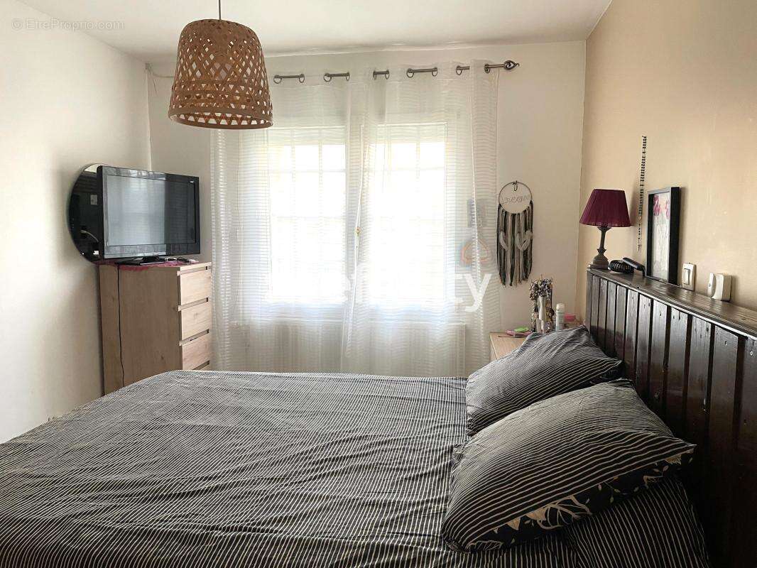 Maison à SAINTE-GENEVIEVE