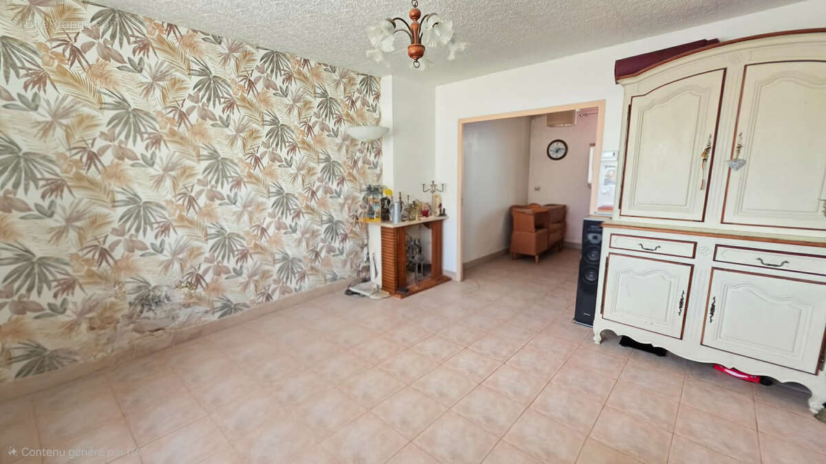 Maison à AIGREFEUILLE-D'AUNIS