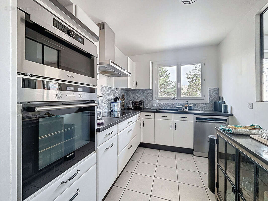 Appartement à SURESNES