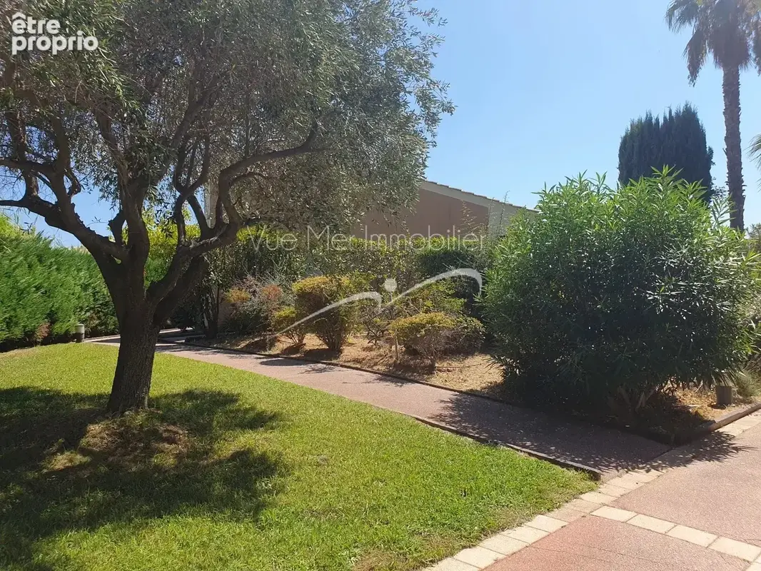 Le lavandou – appartement / maison 3 chambres avec jardin, piscine et plage à pied - photo 10