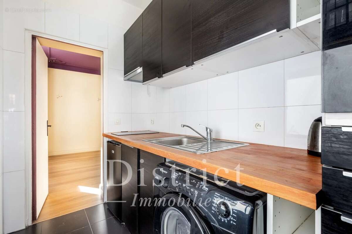 Appartement à PARIS-8E