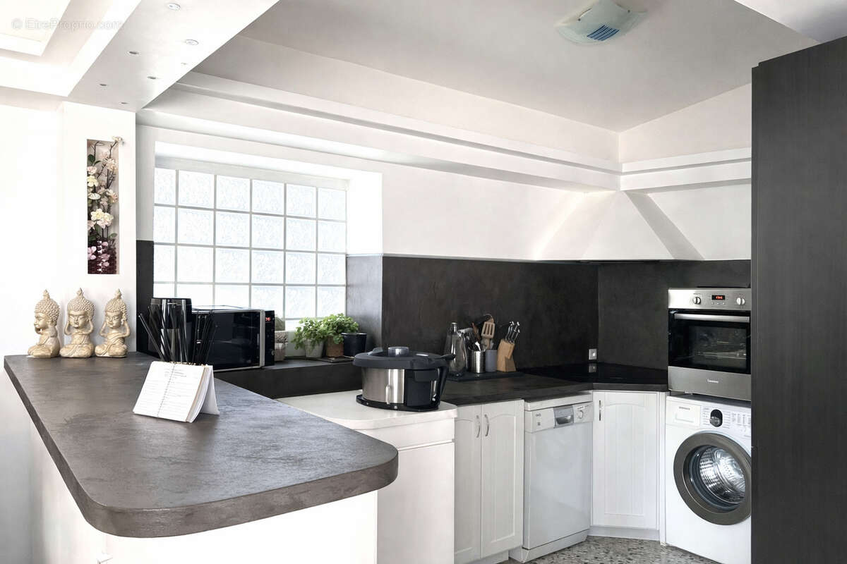 Appartement à MARSEILLE-13E