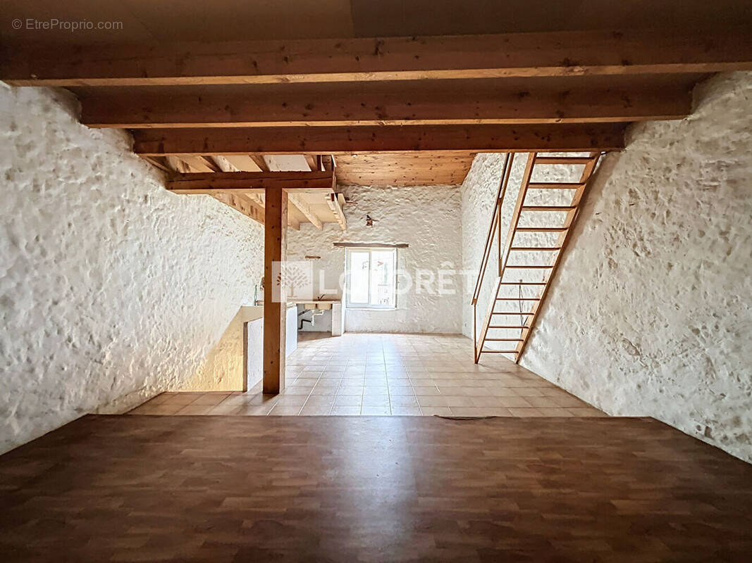 Maison à LESPIGNAN