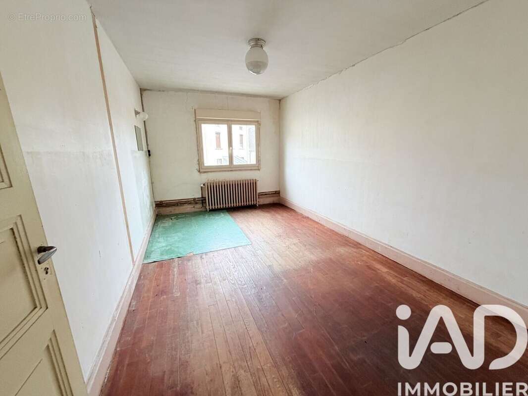 Maison 220 m² à Grury  - photo 9