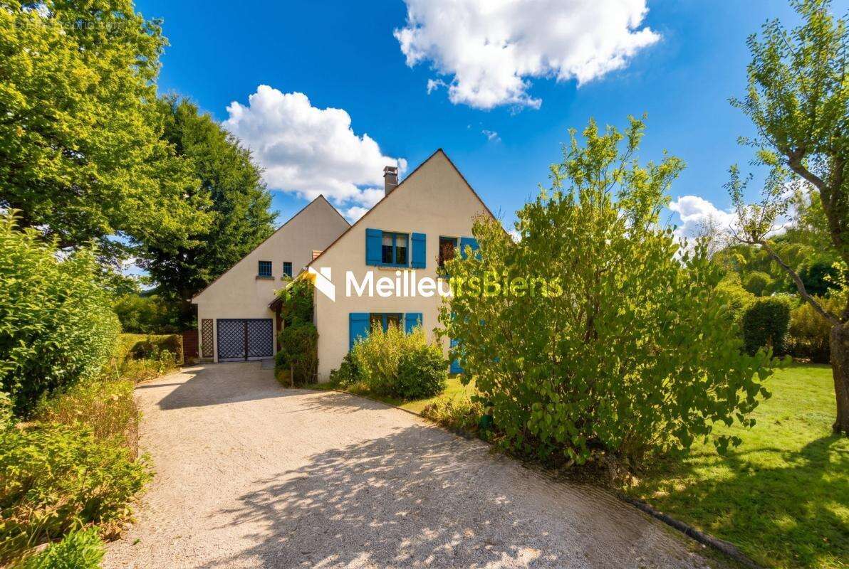 Maison d’architecte familiale – 7 pièces, 5 chambres – Terrain de 1 500 m² – Auffargis - photo 22