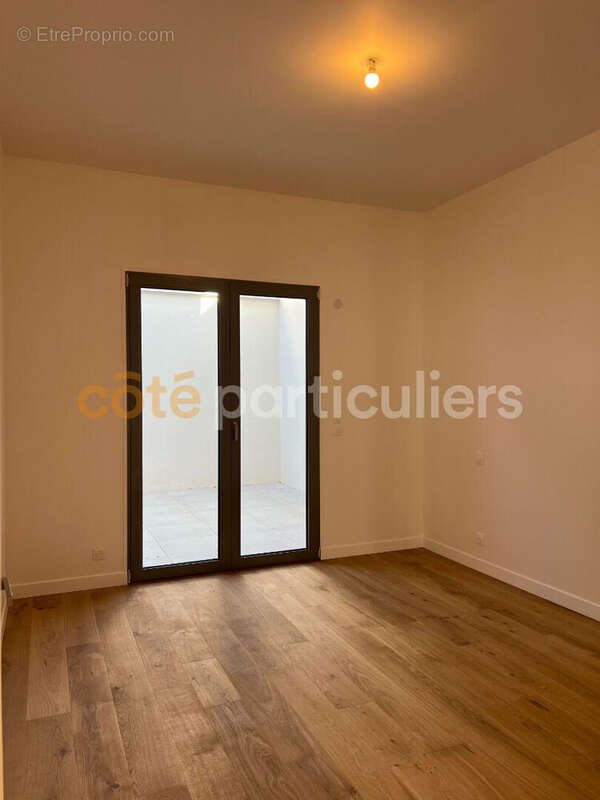 Appartement  hyper centre Royan 4 pièce(s) 115 m2 - photo 9