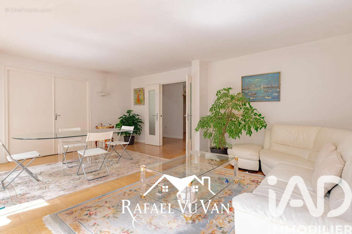 Photo 4 - Appartement à PARIS-16E