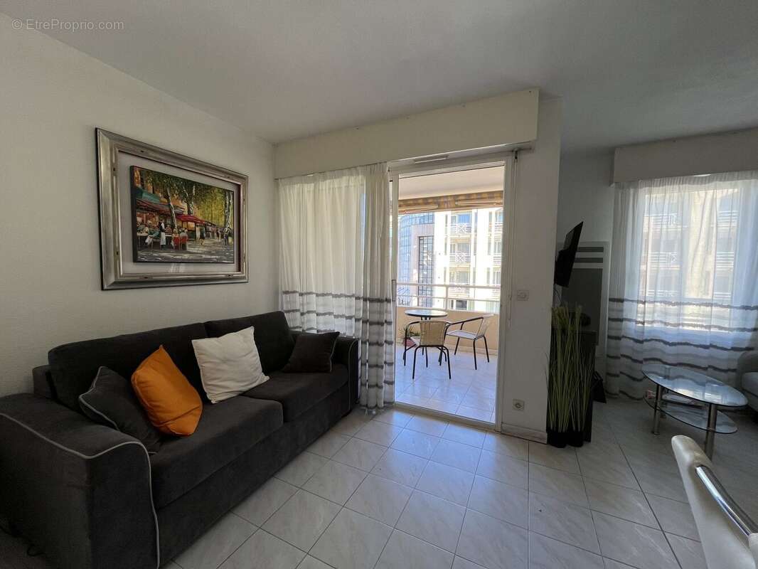 Appartement à FREJUS
