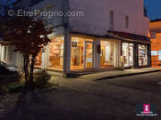 Commerce à LEGUEVIN