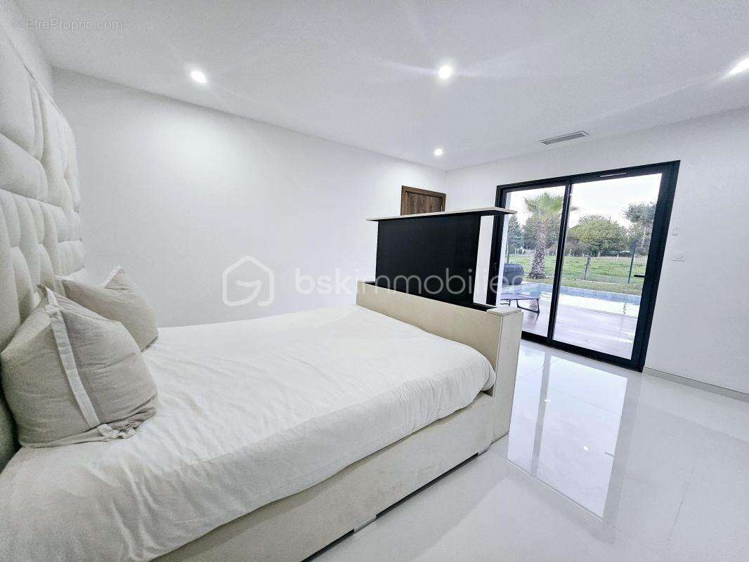 Villa contemporaine Fonneuve T5 - photo 5