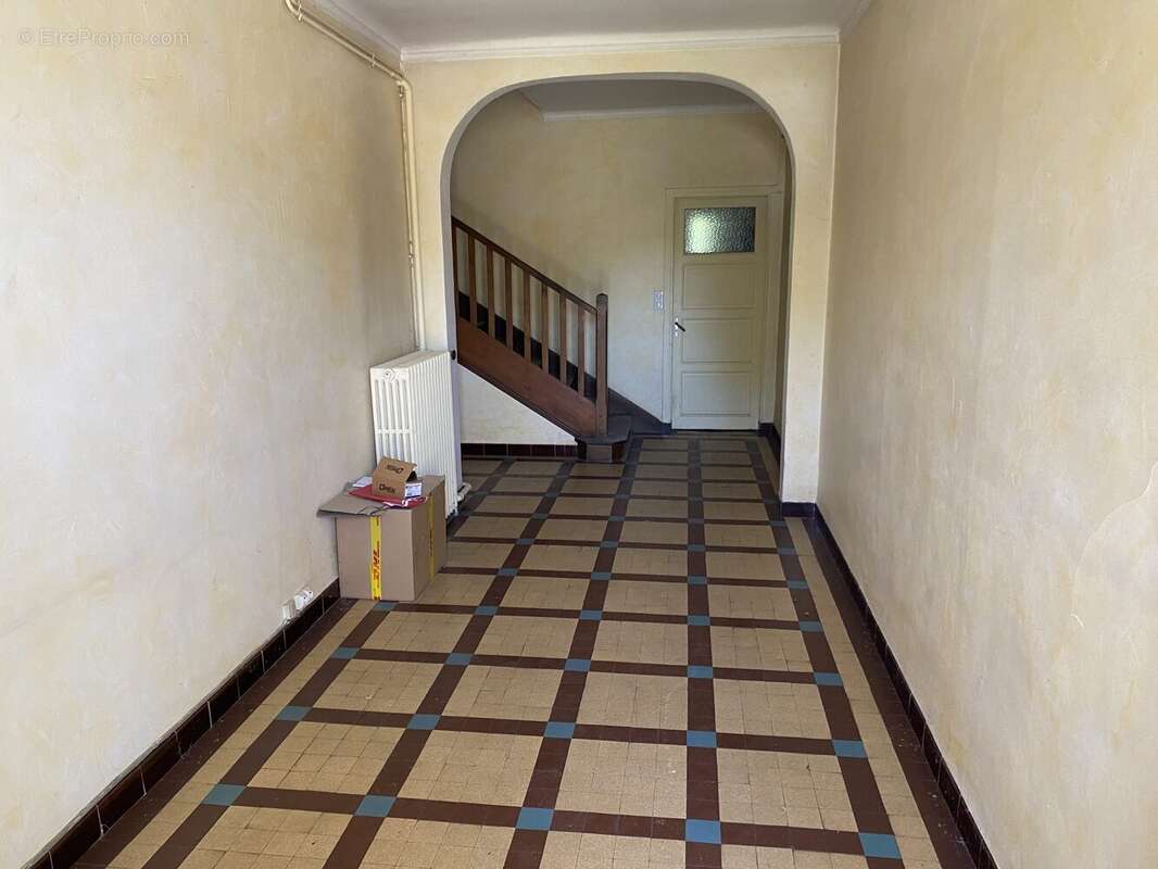 hall d'entrée rdc - Maison à SAINT-NAZAIRE-EN-ROYANS