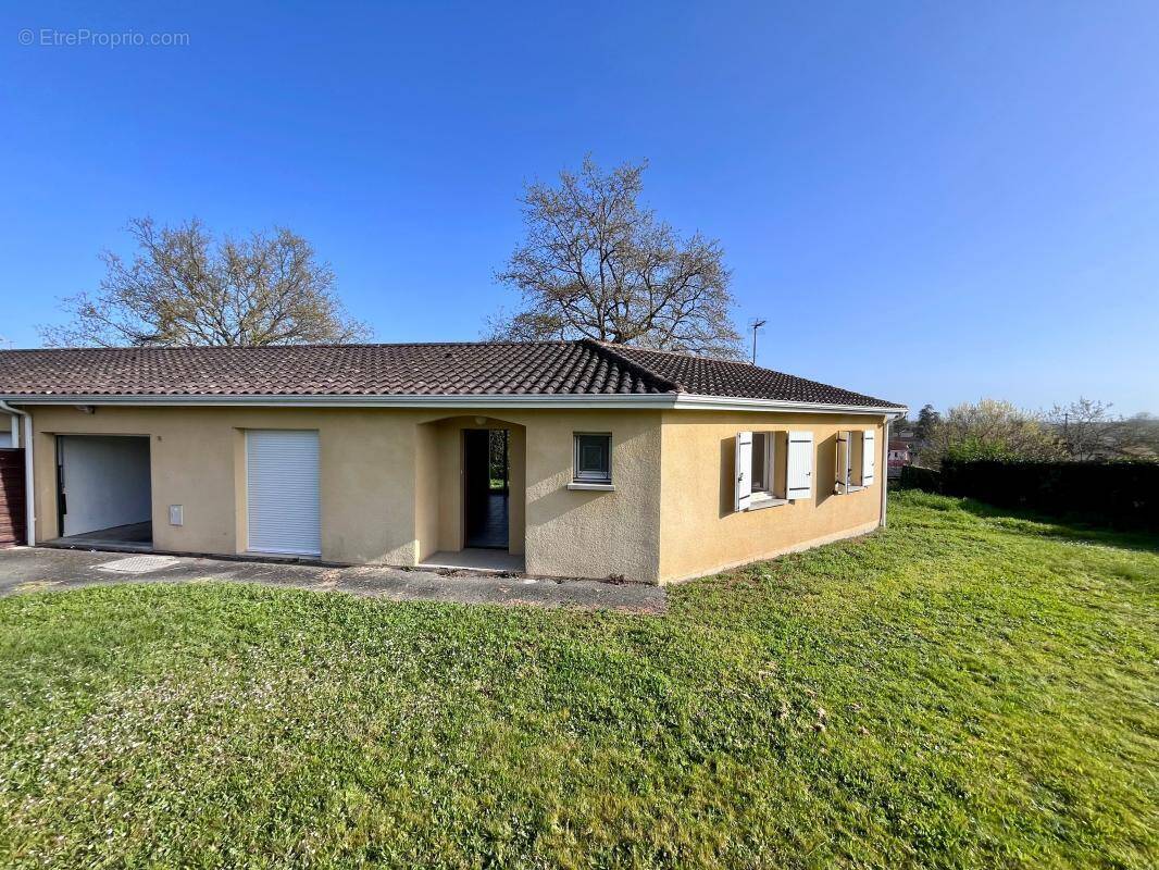 Maison à SAINT-LOUBES