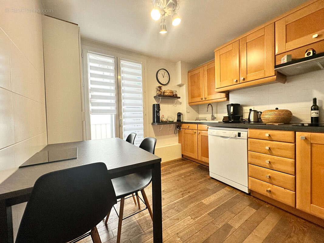 Appartement à MARSEILLE-7E