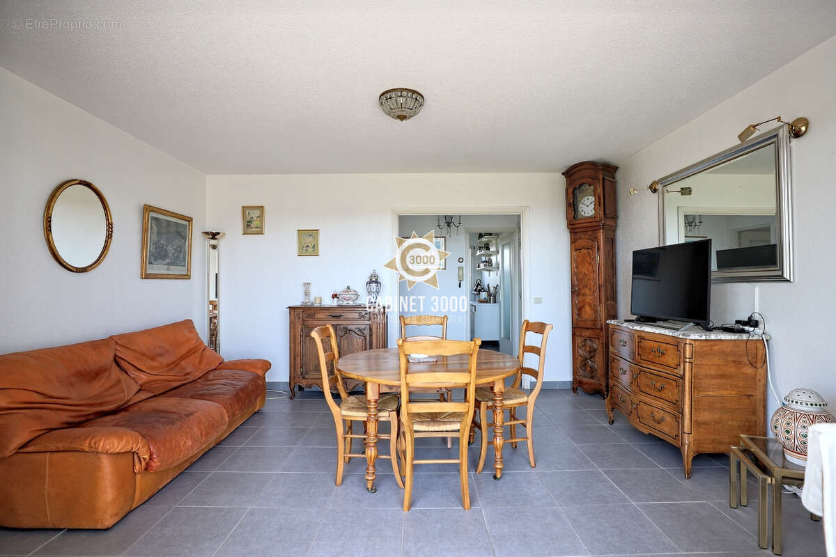 Appartement à SAINT-RAPHAEL