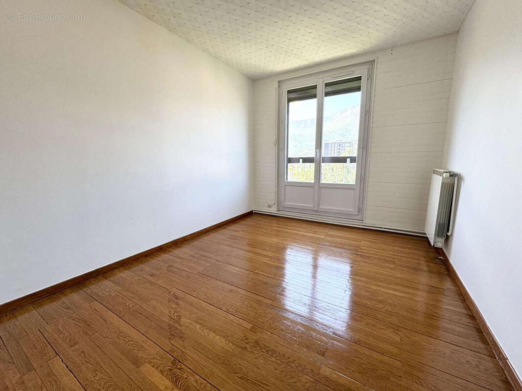 Appartement à ECHIROLLES