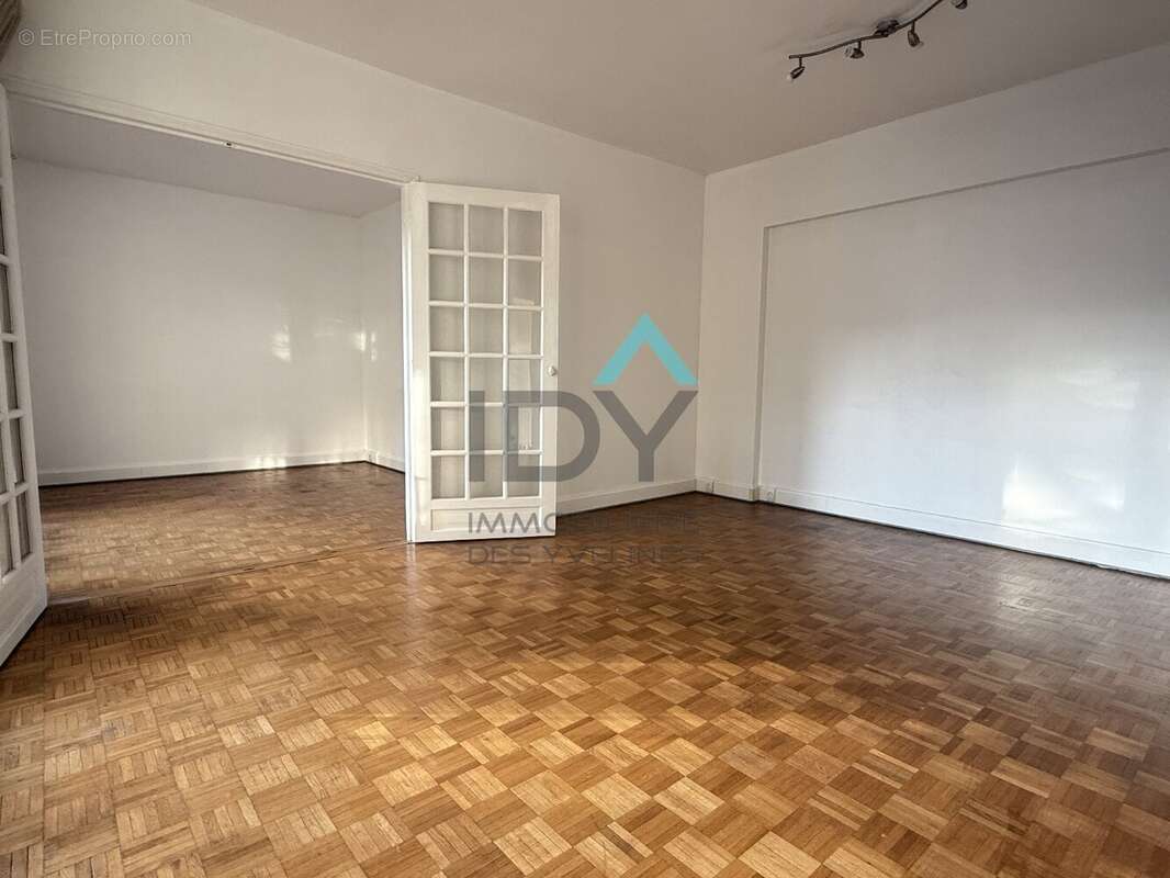 Appartement à LE VESINET