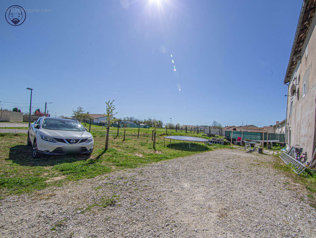 Maison à VAUCOULEURS