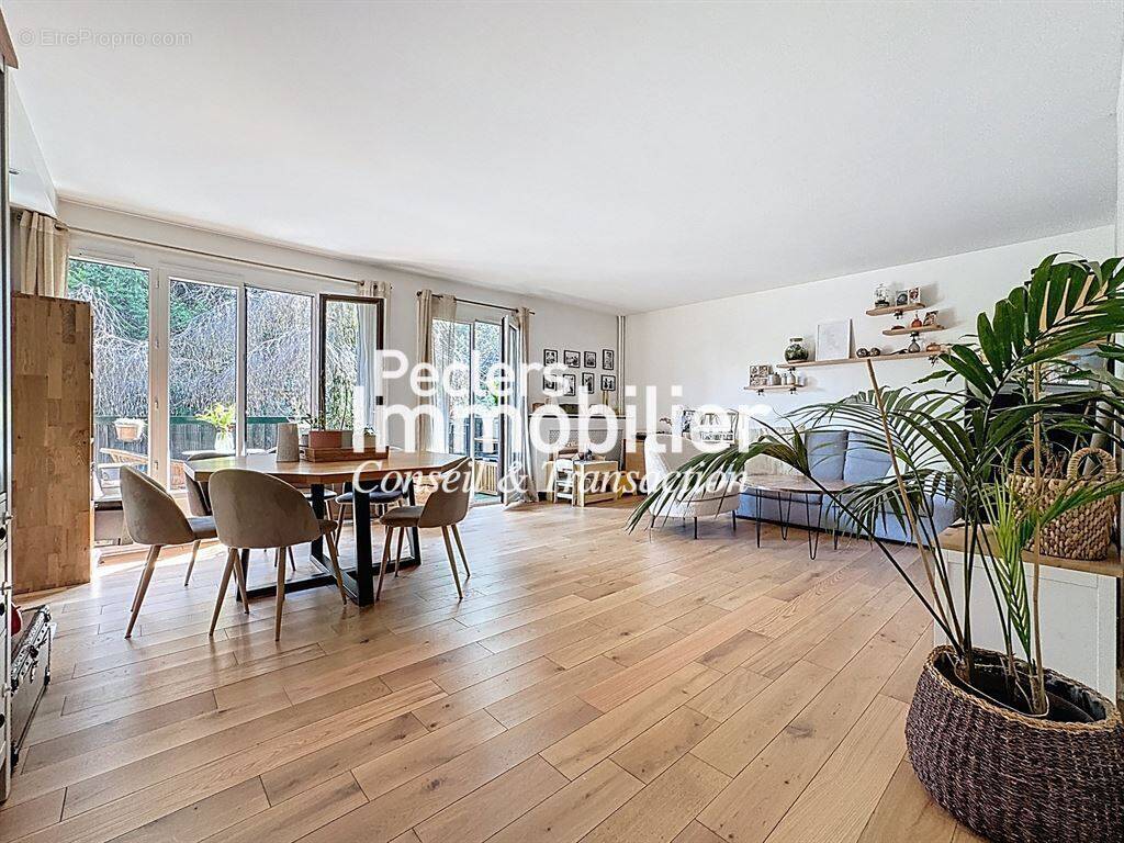 Appartement à RUEIL-MALMAISON