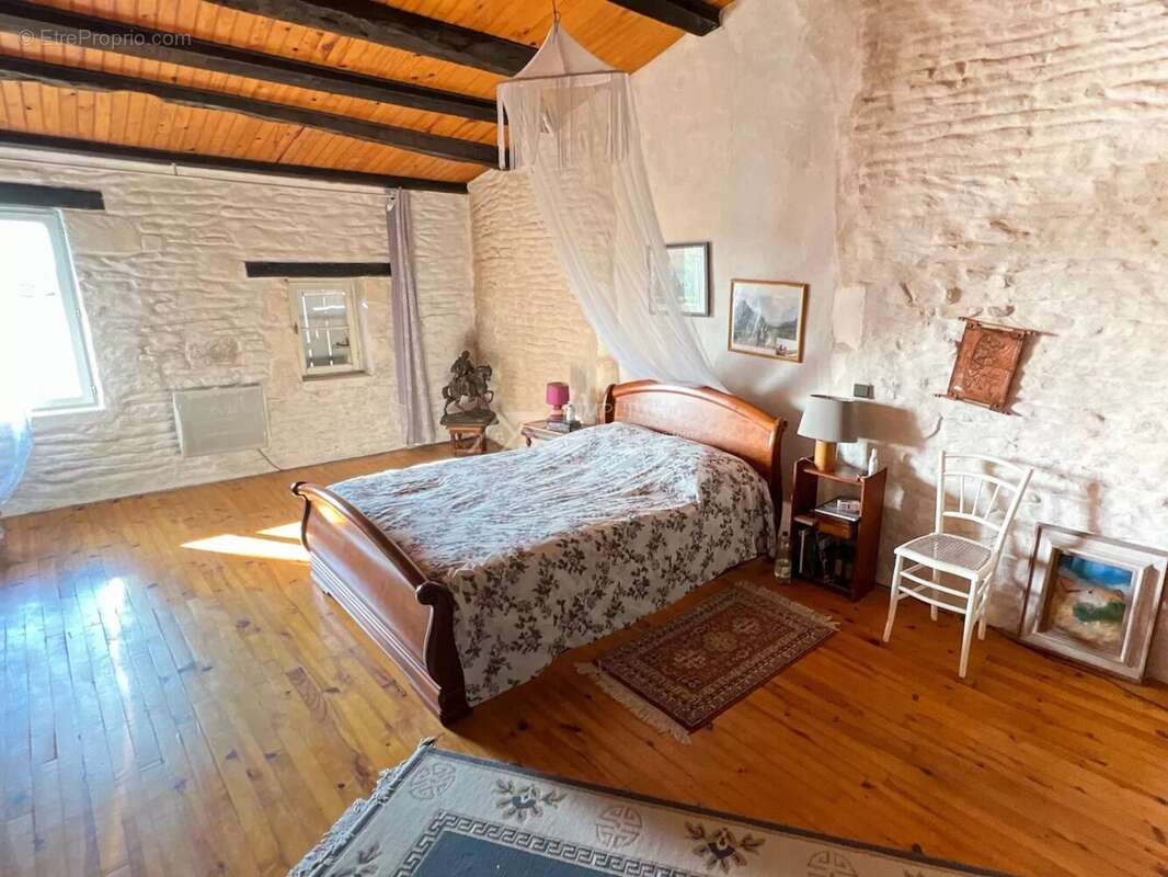 Maison à MOEZE