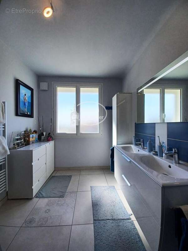 Maison 123 m² à Bourbon-Lancy  - photo 9