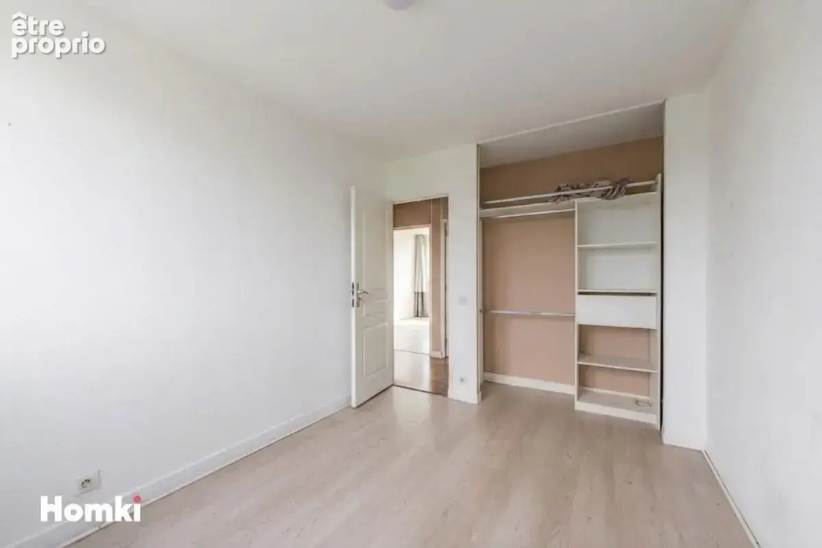 Appartement T5 de 100 m² à Oullins-Pierre-Bénite 69310, Rue du Centenaire - photo 14
