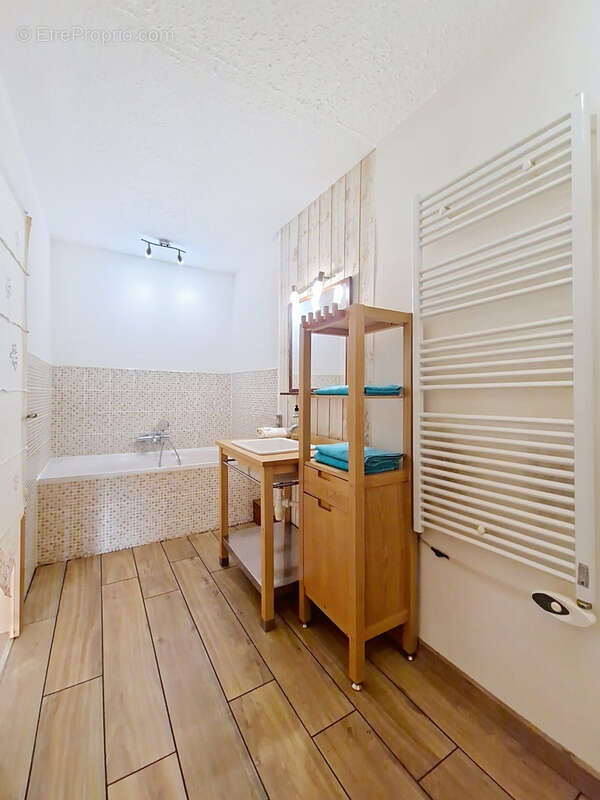 Appartement à GIERES
