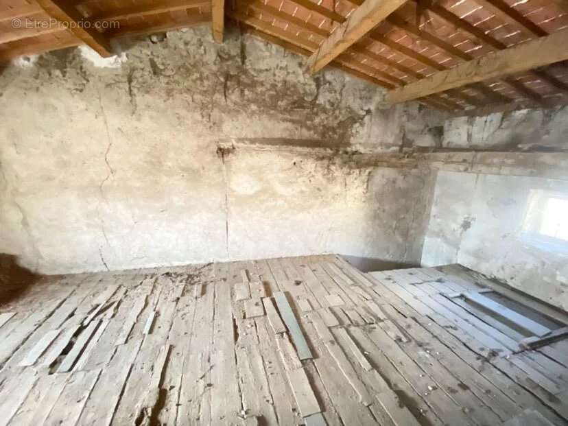 Maison à VILLENEUVE-MINERVOIS